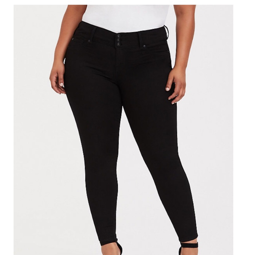 Size 20 regular black torrid denim jeggings.